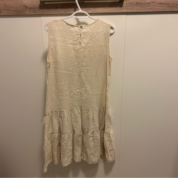 LIKE NEW 100% Italian Linen Tank Dress with Feather Accents Size Small Cream - Picture 5 of 8